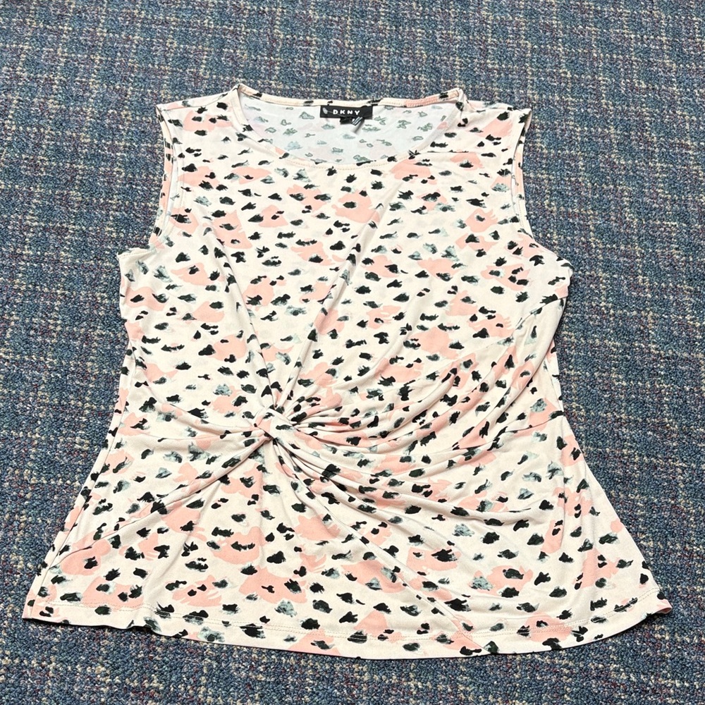 DKNY White and Pink Patterned Tank Top size medium